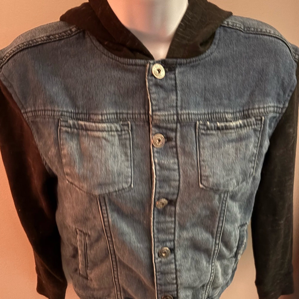 Button up jean and cotton hooded jacket